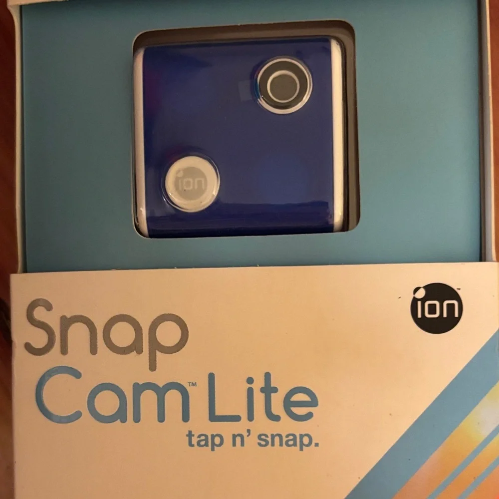 SnapCam Lite Blue Wearable HD Video Camera